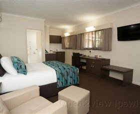 Comfort Inn And Suites Robertson Gardens - New South Wales Tourism  1