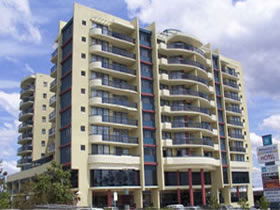 Springwood Tower Apartment Hotel - New South Wales Tourism  0