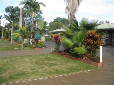 Beachmere Palms Motel - New South Wales Tourism  0