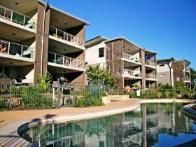 Stradbroke Island Beach Hotel Spa Resort - New South Wales Tourism  1