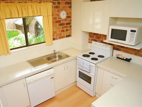 Toowong Villas - New South Wales Tourism  2