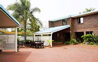 Cleveland Visitor Villas Motel - New South Wales Tourism  1