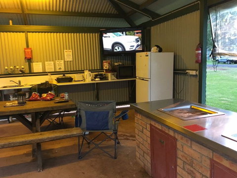 Dunedoo Caravan Park - New South Wales Tourism  1