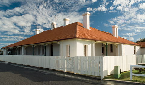 Assistant Lighthouse Keeper's Cottages - Byron Bay - New South Wales Tourism  0