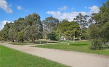 Active Holidays Albury - New South Wales Tourism  1