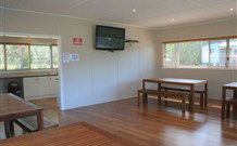 Island View Caravan Park And Holiday Cottages - New South Wales Tourism  1