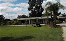 Barooga River Gums Motor Inn - Barooga - New South Wales Tourism  1