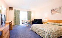 Bay Waters - Batemans Bay - New South Wales Tourism  0
