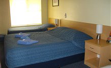 Benjamin Singleton Motel - Singleton - New South Wales Tourism  1