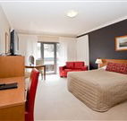 Berry Village Boutique Motel - Berry