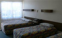 Casino Motor Inn And Greenhouse Restaurant - New South Wales Tourism  0