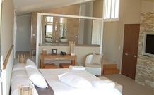 Caves Beachside Hotel - Caves Beach - New South Wales Tourism  0
