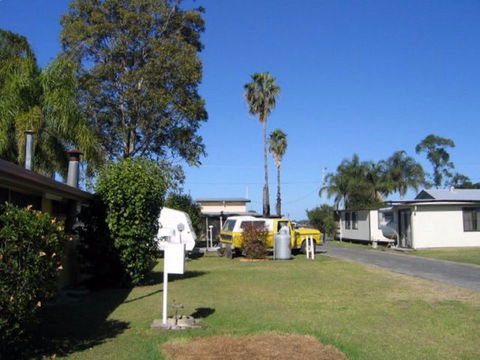 Browns Caravan Park - New South Wales Tourism  1