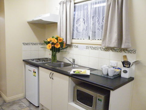 Hamilton Caravan Park - New South Wales Tourism  4