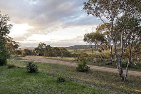 The Range - Berridale - New South Wales Tourism  1