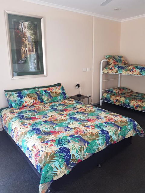 Wentworth Central Motor Inn - Wentworth - New South Wales Tourism  1