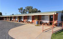 Cobar Crossroads Motel - Cobar - New South Wales Tourism  4