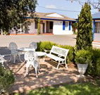 Colonial Motel and Apartments - New South Wales Tourism 