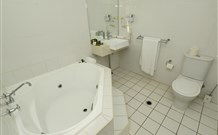 Cootamundra Heritage Motel - New South Wales Tourism  4