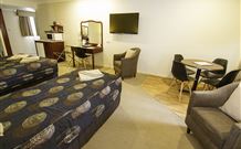 Endeavour Court Motor Inn - Dubbo - New South Wales Tourism  6