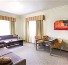 Governor Macquarie Motor Inn - Bathurst - New South Wales Tourism 