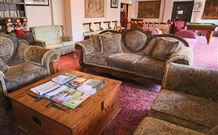 Hotel Blue - Katoomba - New South Wales Tourism  0