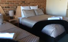 Inverell Terrace Motor Lodge - New South Wales Tourism  4