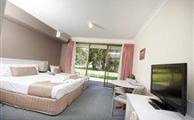Island Palms Motor Inn - Forster - New South Wales Tourism  2