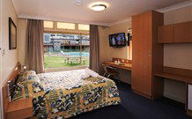 Sovereign Inn Cowra - Cowra - New South Wales Tourism  0