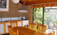Back Forest Retreat - New South Wales Tourism  1