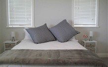 Aurelias Farm Bed And Breakfast - New South Wales Tourism  0