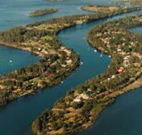 Between Waters B and B - - New South Wales Tourism 