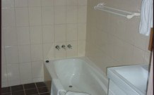 Blue Mountains Manor House - - New South Wales Tourism  3