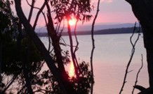 By The Beach B And B Holiday Apartments - - New South Wales Tourism  0