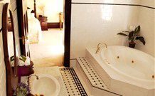Petersons Guesthouse - New South Wales Tourism  0