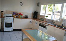 Newcastle Beach YHA - New South Wales Tourism  2
