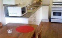 Kangaroo Cabin At Berrara Waters - New South Wales Tourism  0
