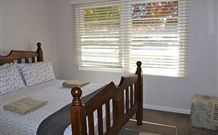 Chalet Chic - New South Wales Tourism  0
