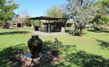 Crimson Villa - New South Wales Tourism  0