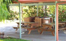 Lake Glenbawn Holiday Cottages - New South Wales Tourism  4