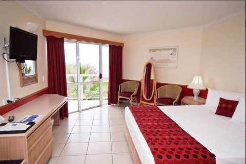 Ocean International Hotel - New South Wales Tourism  24