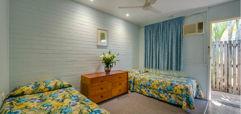 Hi-Way Units Motel - New South Wales Tourism  21