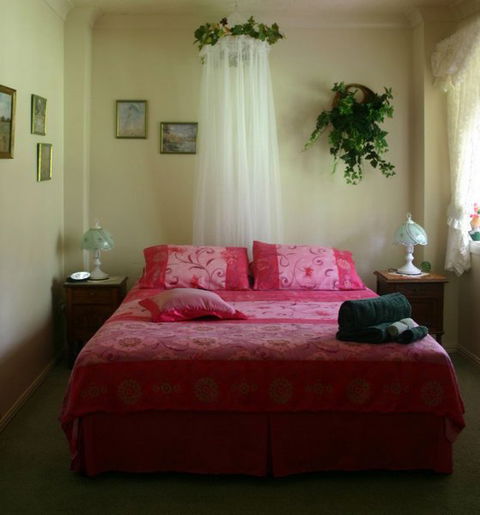 Riviera Bed And Breakfast - New South Wales Tourism  4