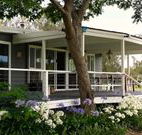 Yarralaw Springs Wines Vine Loft Bed and Breakfast - New South Wales Tourism 