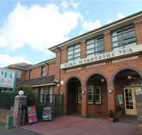 Blue Mountains - Katoomba YHA - New South Wales Tourism 