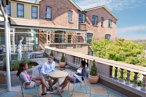 Blue Mountains - Katoomba YHA - New South Wales Tourism  6