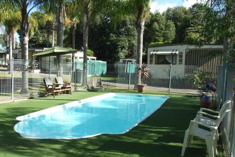 Batemans Bay YHA - New South Wales Tourism  1