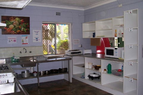 Batemans Bay YHA - New South Wales Tourism  5