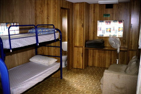 Batemans Bay YHA - New South Wales Tourism  10