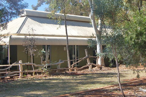 Ayers Rock - Outback Pioneer Lodge - New South Wales Tourism  2